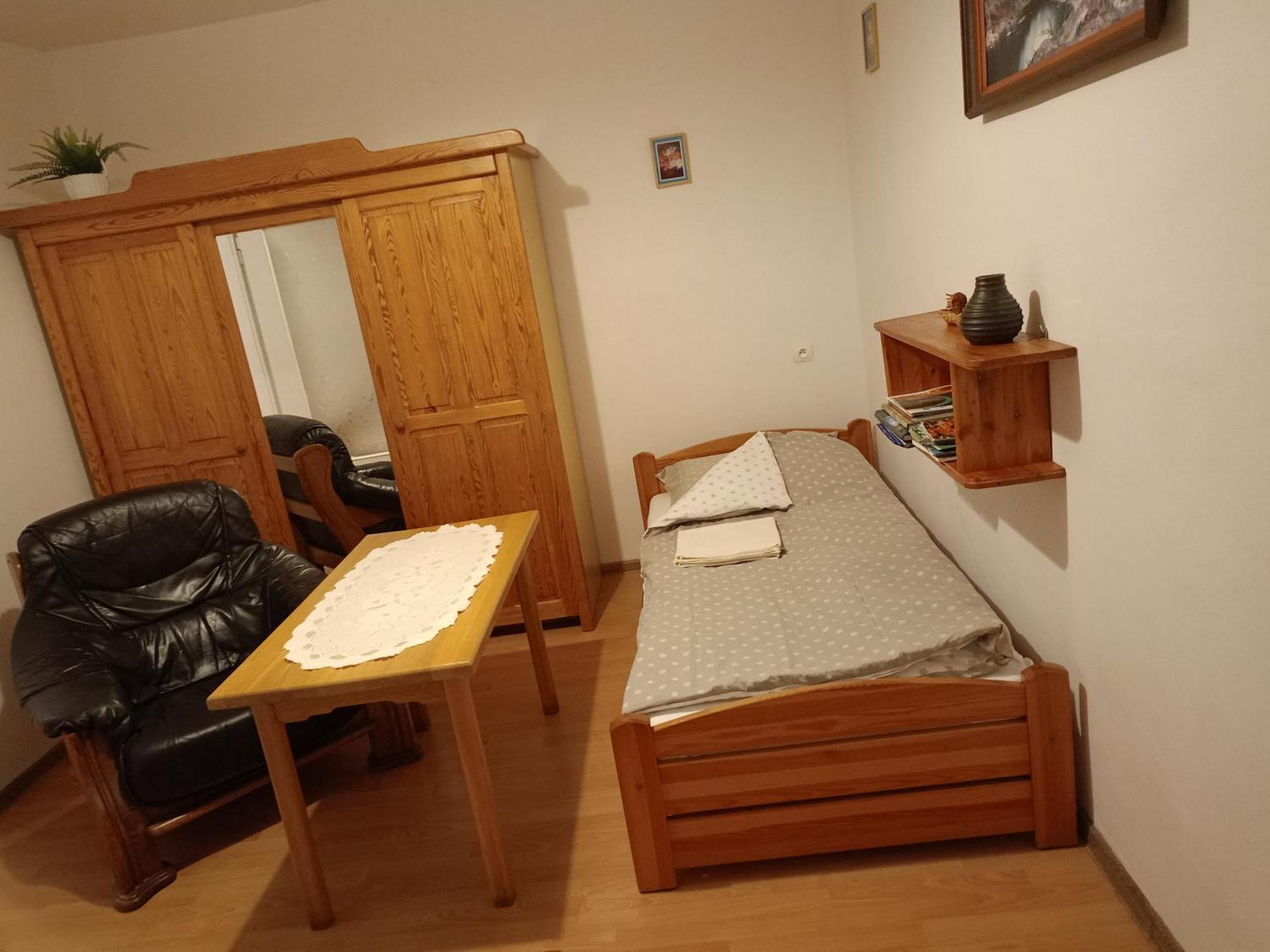 Holiday home Lesniczowka Wieckowo-noclegi